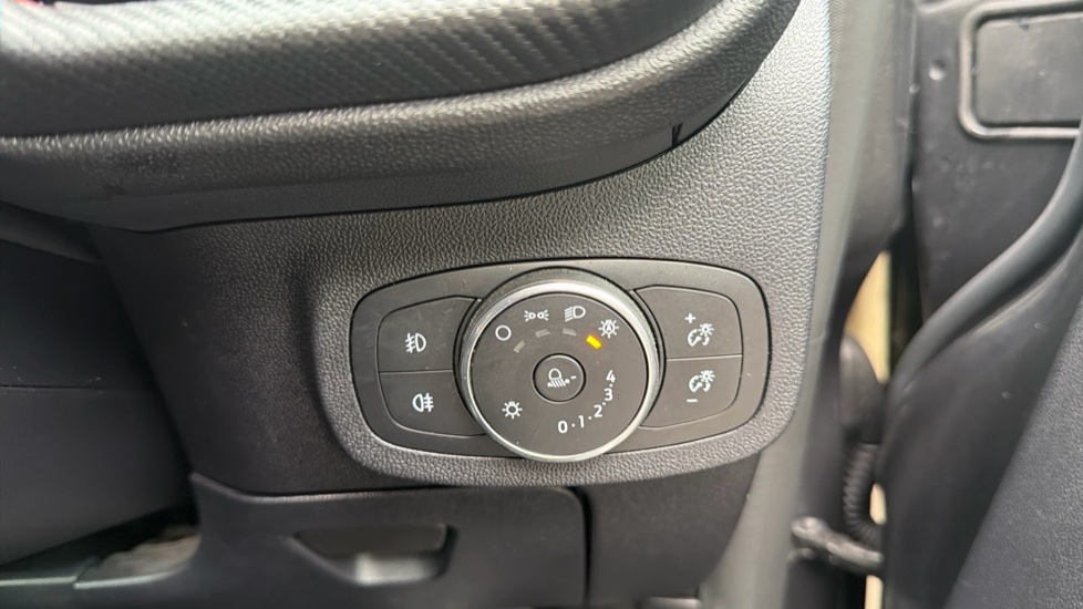 Ford Fiesta 1.0 EcoBoost Hybrid mHEV 155 ST-Line Vignale 3dr Petrol Hatchback - Image 40