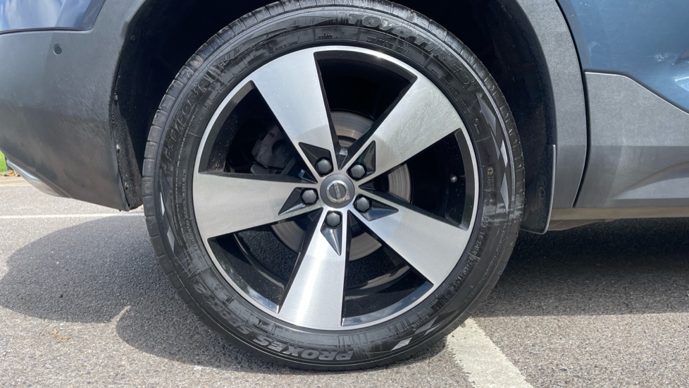 Volvo XC40 2.0 T5 Inscription 5dr AWD Geartronic Petrol Estate - Image 7