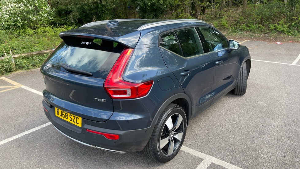 Volvo XC40 2.0 T5 Inscription 5dr AWD Geartronic Petrol Estate - Image 24