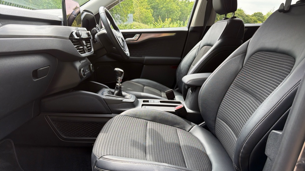 Ford Kuga 1.5 EcoBlue Titanium First Edition 5dr Diesel Estate - Image 37
