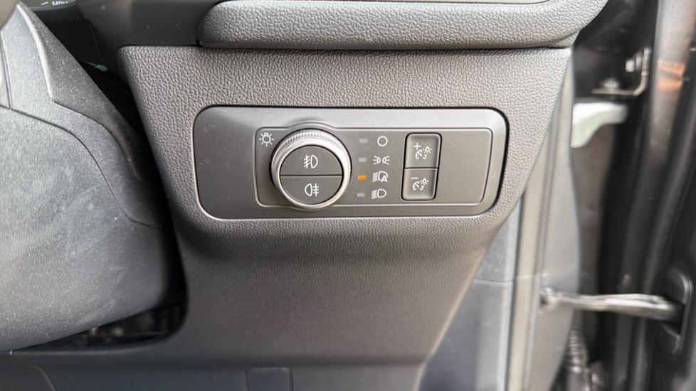 Ford Kuga 1.5 EcoBlue Titanium First Edition 5dr Diesel Estate - Image 39