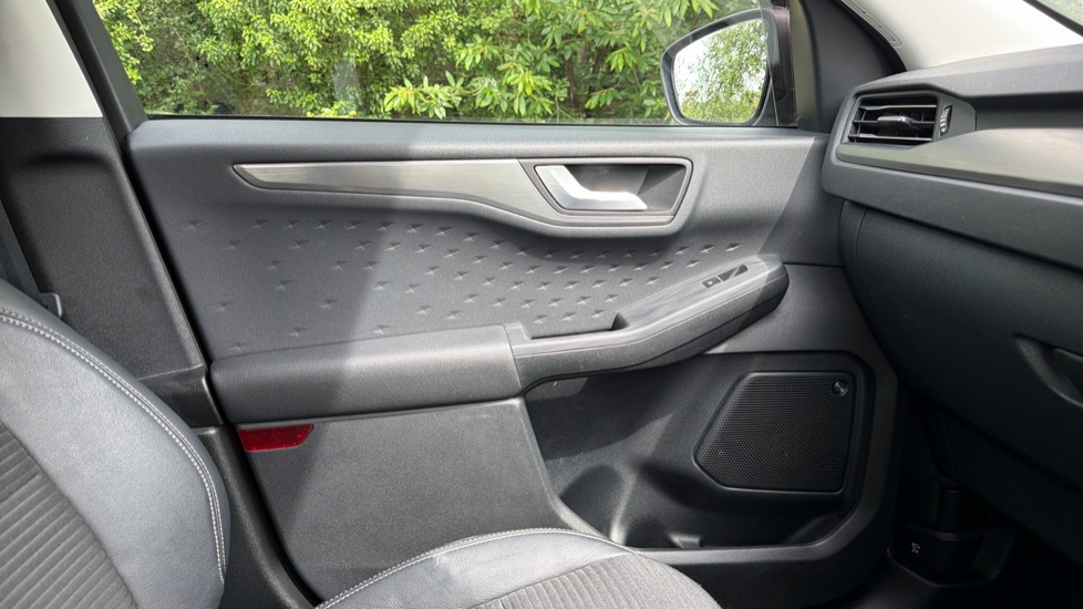 Ford Kuga 1.5 EcoBlue Titanium First Edition 5dr Diesel Estate - Image 43