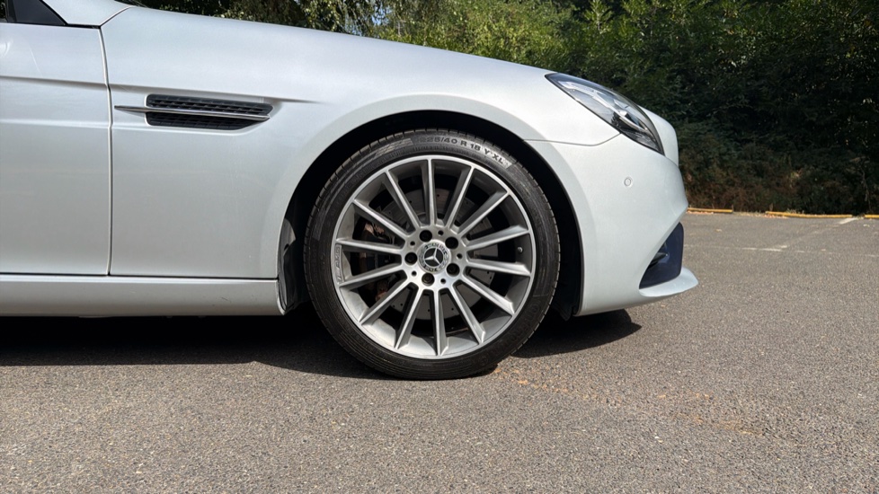 Mercedes-Benz SLC 300 AMG Line 2dr 9G-Tronic Petrol Roadster - Image 7