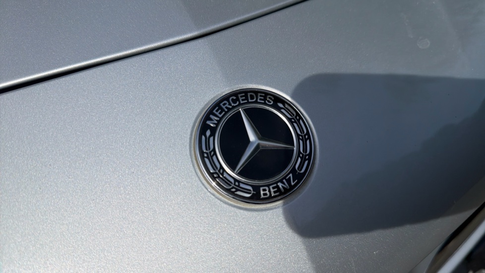 Mercedes-Benz SLC 300 AMG Line 2dr 9G-Tronic Petrol Roadster - Image 8