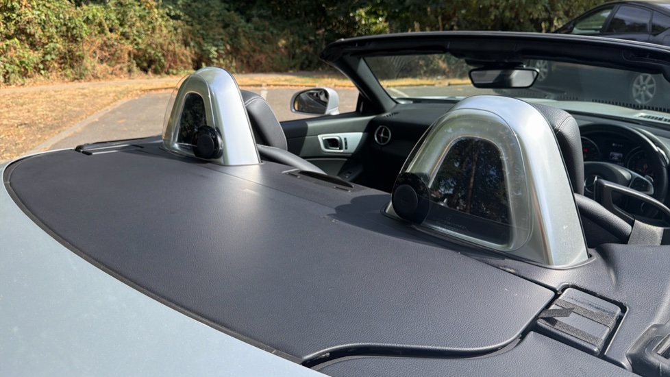 Mercedes-Benz SLC 300 AMG Line 2dr 9G-Tronic Petrol Roadster - Image 15