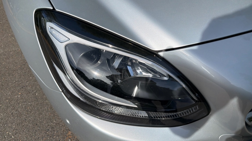 Mercedes-Benz SLC 300 AMG Line 2dr 9G-Tronic Petrol Roadster - Image 21