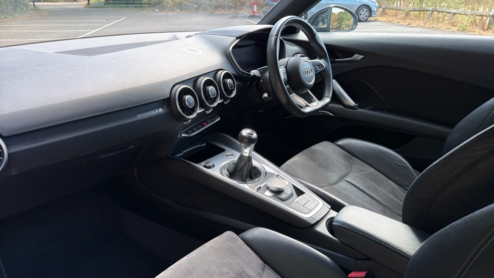 Audi TT 1.8T FSI Black Edition 2dr Petrol Coupe - Image 9