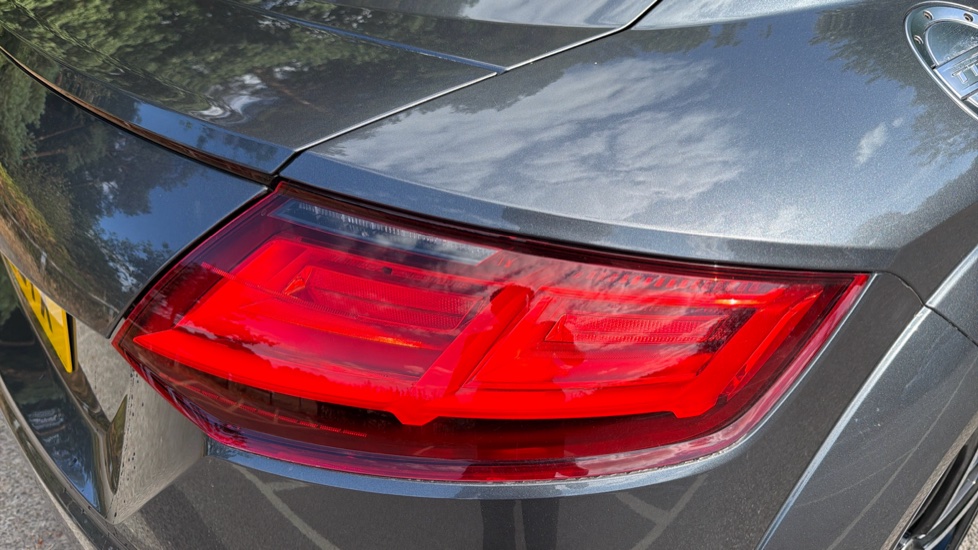 Audi TT 1.8T FSI Black Edition 2dr Petrol Coupe - Image 35