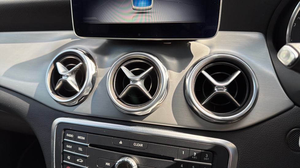 Mercedes-Benz GLA 200 AMG Line Edition Plus 5dr Auto Petrol Hatchback - Image 19