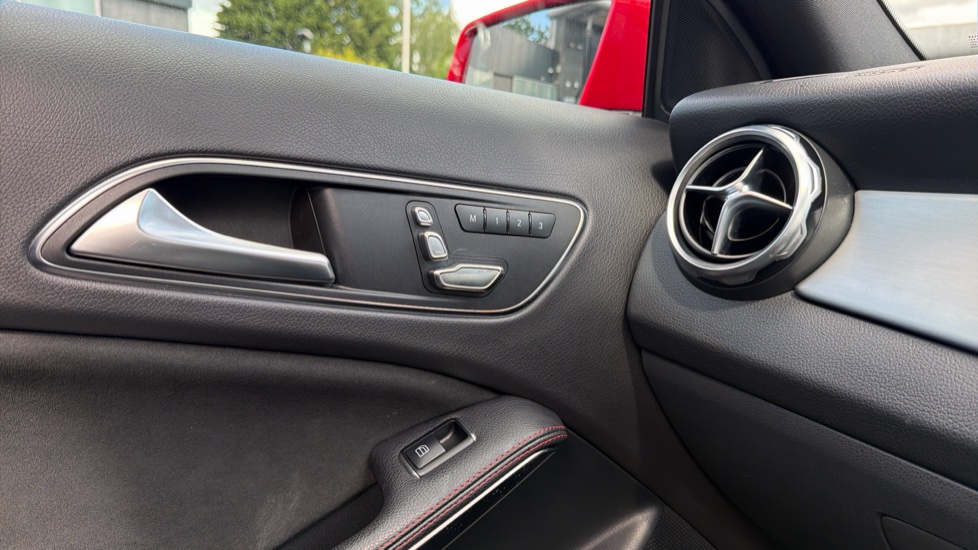 Mercedes-Benz GLA 200 AMG Line Edition Plus 5dr Auto Petrol Hatchback - Image 25