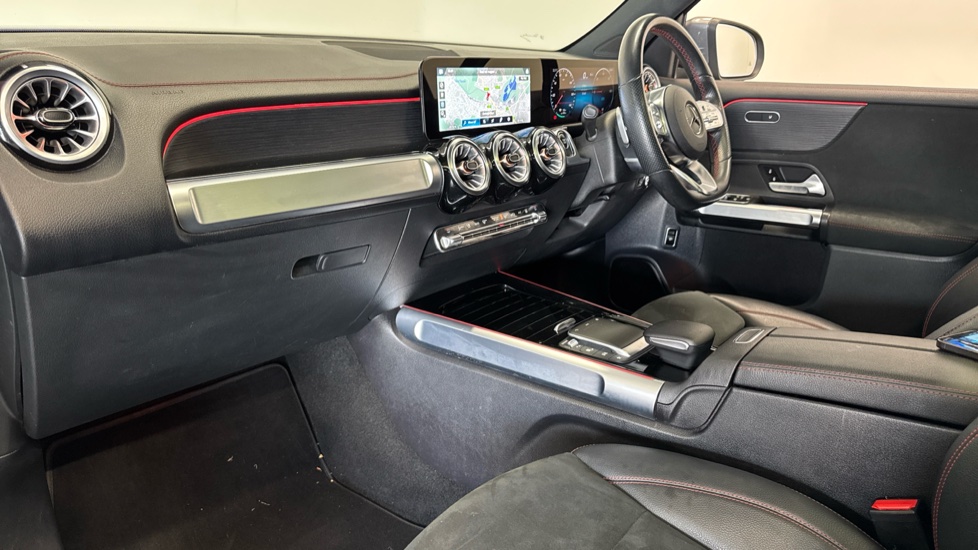 Mercedes-Benz Eqb 300 4M 168kW AMG Line Premium 66.5kWh 5dr Auto Electric Estate - Image 9