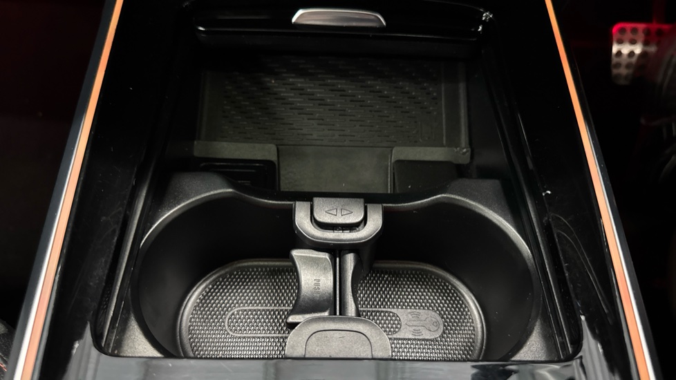 Mercedes-Benz Eqb 300 4M 168kW AMG Line Premium 66.5kWh 5dr Auto Electric Estate - Image 31