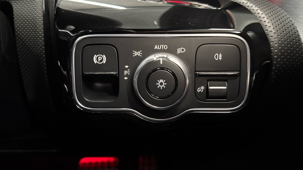 Mercedes-Benz A-Class A250e AMG Line Premium 5dr Auto Hatchback - Image 27