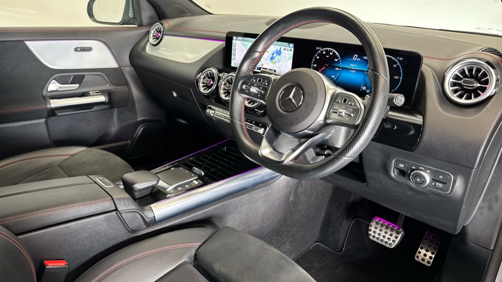 Mercedes-Benz Eqa 250 140kW AMG Line 66.5kWh 5dr Auto Electric Hatchback - Image 11