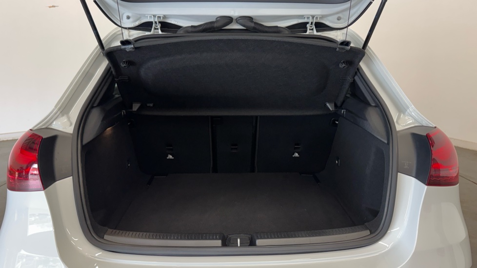 Mercedes-Benz A-Class A180 AMG Line Premium Plus 5dr Auto Petrol Hatchback - Image 4