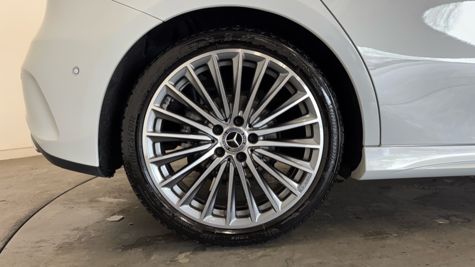 Mercedes-Benz A-Class A180 AMG Line Premium Plus 5dr Auto Petrol Hatchback - Image 7