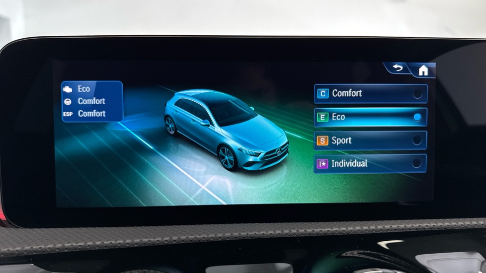 Mercedes-Benz A-Class A180 AMG Line Premium Plus 5dr Auto Petrol Hatchback - Image 38