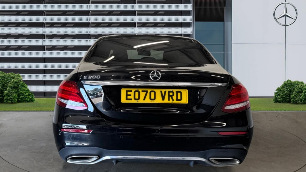 Mercedes-Benz E-Class E200 AMG Line Edition Premium 4dr 9G-Tronic Petrol Saloon - Image 6