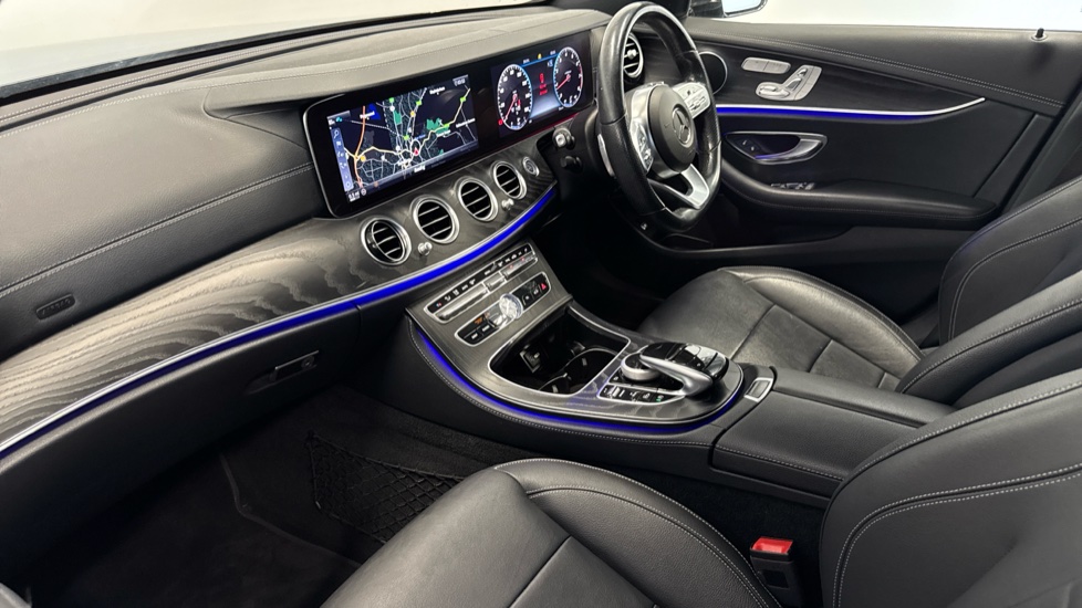 Mercedes-Benz E-Class E200 AMG Line Edition Premium 4dr 9G-Tronic Petrol Saloon - Image 9
