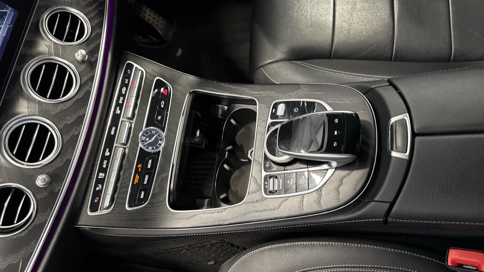 Mercedes-Benz E-Class E200 AMG Line Edition Premium 4dr 9G-Tronic Petrol Saloon - Image 13