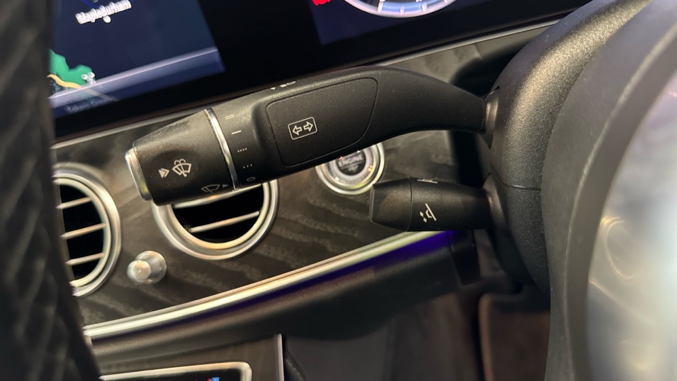 Mercedes-Benz E-Class E200 AMG Line Edition Premium 4dr 9G-Tronic Petrol Saloon - Image 24