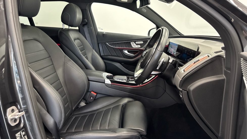 Mercedes-Benz EQC 400 300kW AMG Line Premium Plus 80kWh 5dr Auto Electric Estate - Image 27