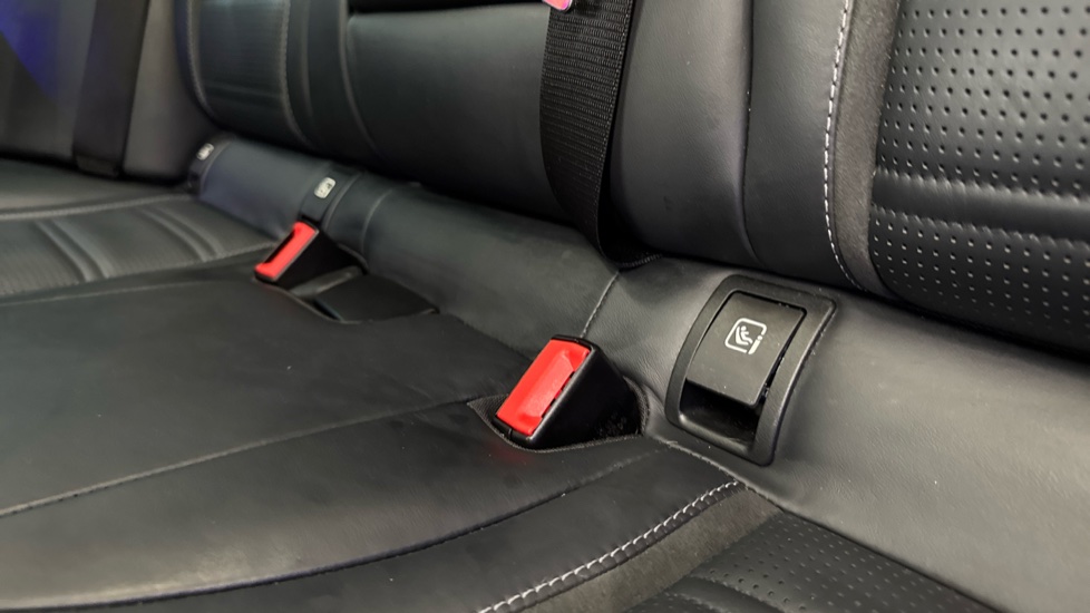 Mercedes-AMG C-Class C63 Premium 4dr Auto Petrol Saloon - Image 17