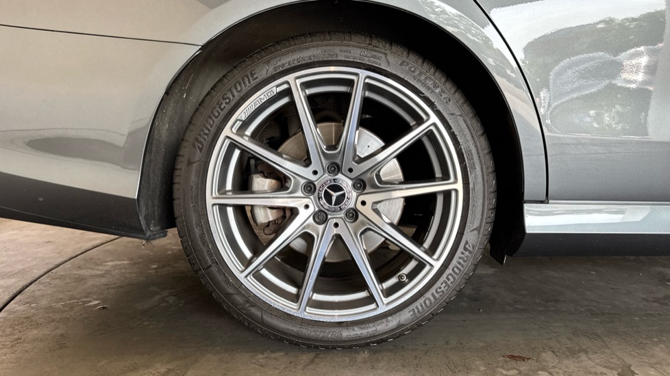 Mercedes-Benz E-Class E350d AMG Line Edition Premium Plus 4dr 9G-Tronic Diesel Saloon - Image 7