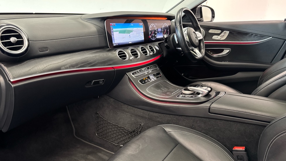 Mercedes-Benz E-Class E350d AMG Line Edition Premium Plus 4dr 9G-Tronic Diesel Saloon - Image 9