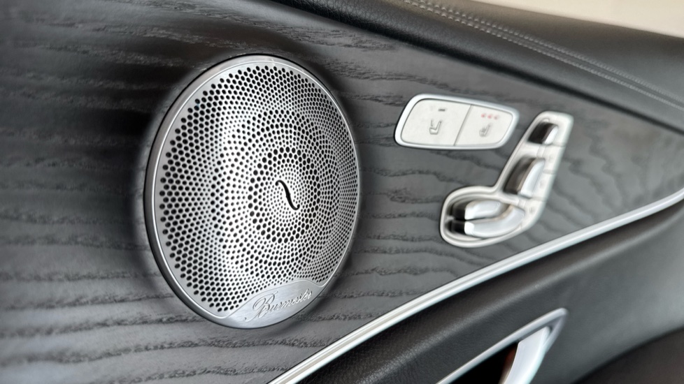 Mercedes-Benz E-Class E350d AMG Line Edition Premium Plus 4dr 9G-Tronic Diesel Saloon - Image 24