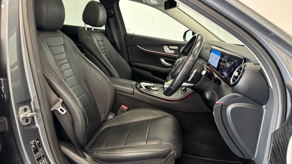 Mercedes-Benz E-Class E350d AMG Line Edition Premium Plus 4dr 9G-Tronic Diesel Saloon - Image 26