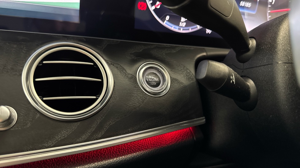 Mercedes-Benz E-Class E350d AMG Line Edition Premium Plus 4dr 9G-Tronic Diesel Saloon - Image 32