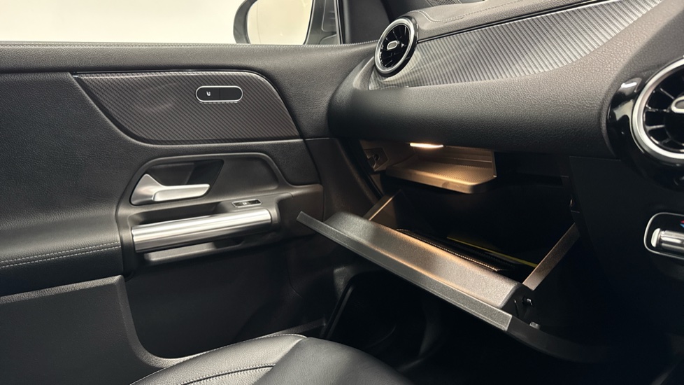 Mercedes-AMG GLA 35 4Matic 5dr Auto Petrol Hatchback - Image 36