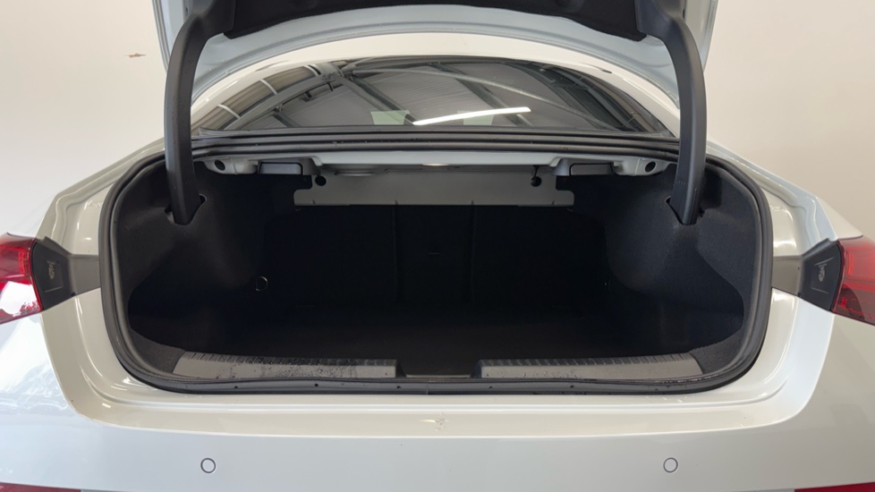 Mercedes-Benz CLA 200 AMG Line Premium Plus 4dr Tip Auto Petrol Saloon - Image 4
