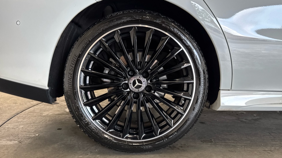 Mercedes-Benz CLA 200 AMG Line Premium Plus 4dr Tip Auto Petrol Saloon - Image 7