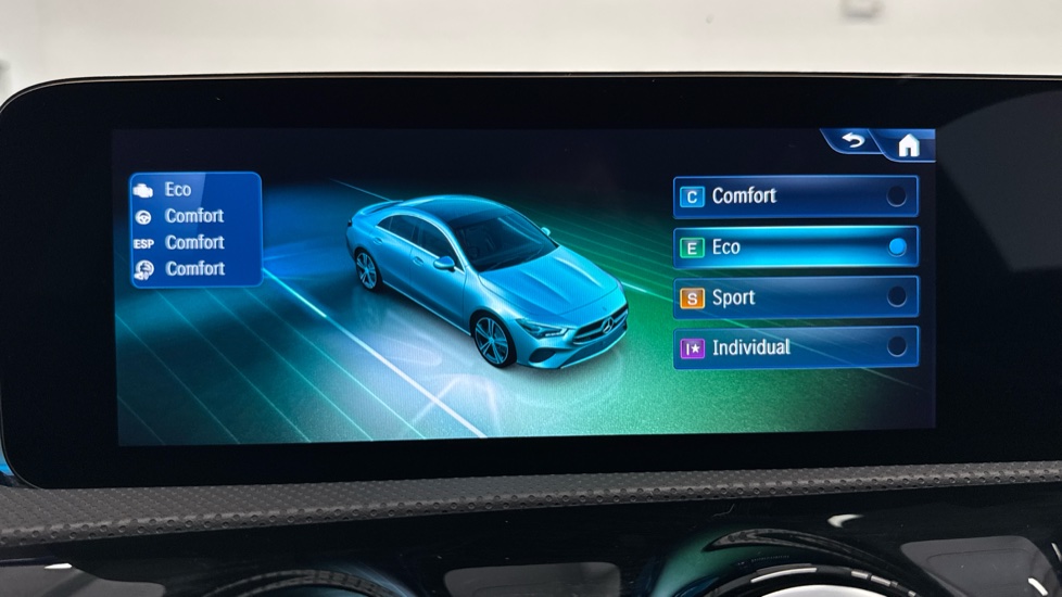 Mercedes-Benz CLA 200 AMG Line Premium Plus 4dr Tip Auto Petrol Saloon - Image 40