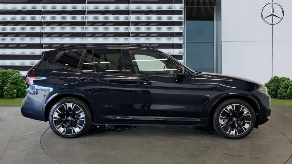 BMW iX3 210kW M Sport Pro 80kWh 5dr Auto Electric Estate - Image 5