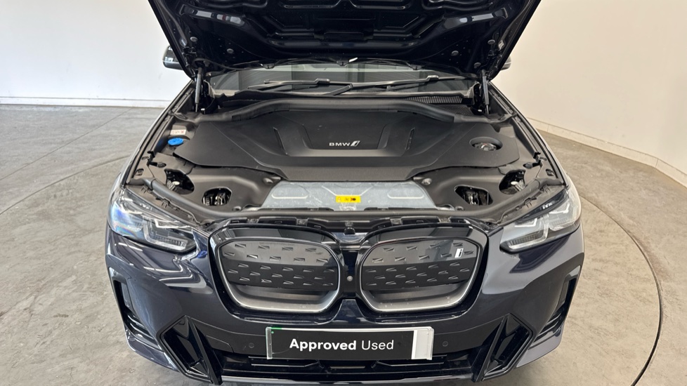 BMW iX3 210kW M Sport Pro 80kWh 5dr Auto Electric Estate - Image 8