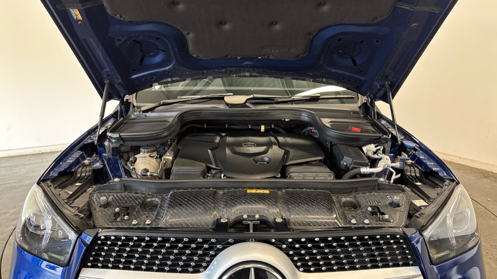 Mercedes-Benz GLE 400d 4Matic AMG Line Prem + 5dr 9G-Tron [7 St] Diesel Estate - Image 8
