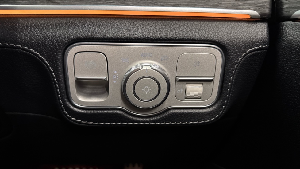 Mercedes-Benz GLE 400d 4Matic AMG Line Prem + 5dr 9G-Tron [7 St] Diesel Estate - Image 30