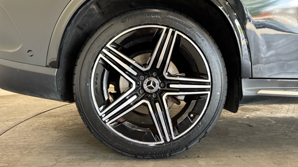 Mercedes-Benz GLC 220d 4Matic AMG Line Premium 5dr 9G-Tronic Diesel Estate - Image 7