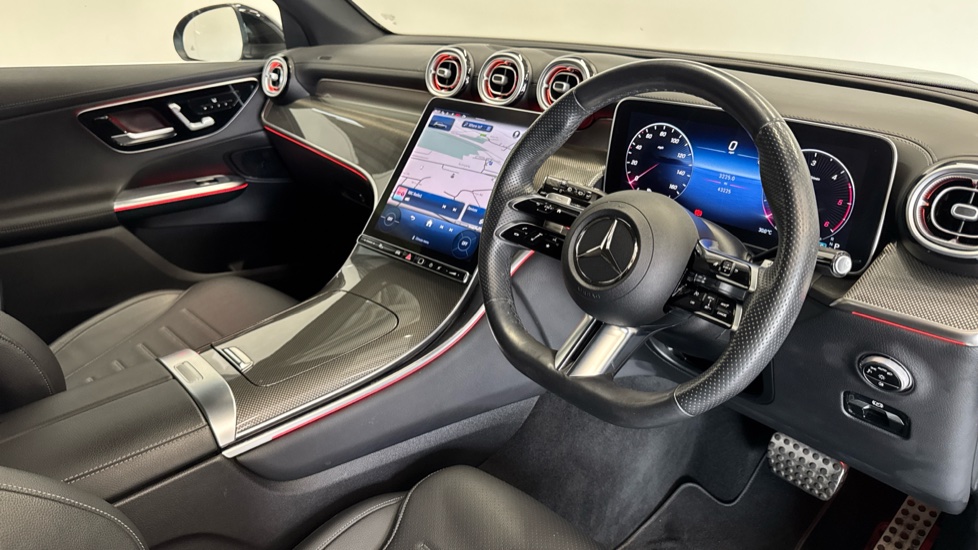 Mercedes-Benz GLC 220d 4Matic AMG Line Premium 5dr 9G-Tronic Diesel Estate - Image 11