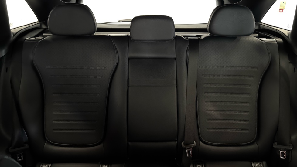 Mercedes-Benz GLC 220d 4Matic AMG Line Premium 5dr 9G-Tronic Diesel Estate - Image 15