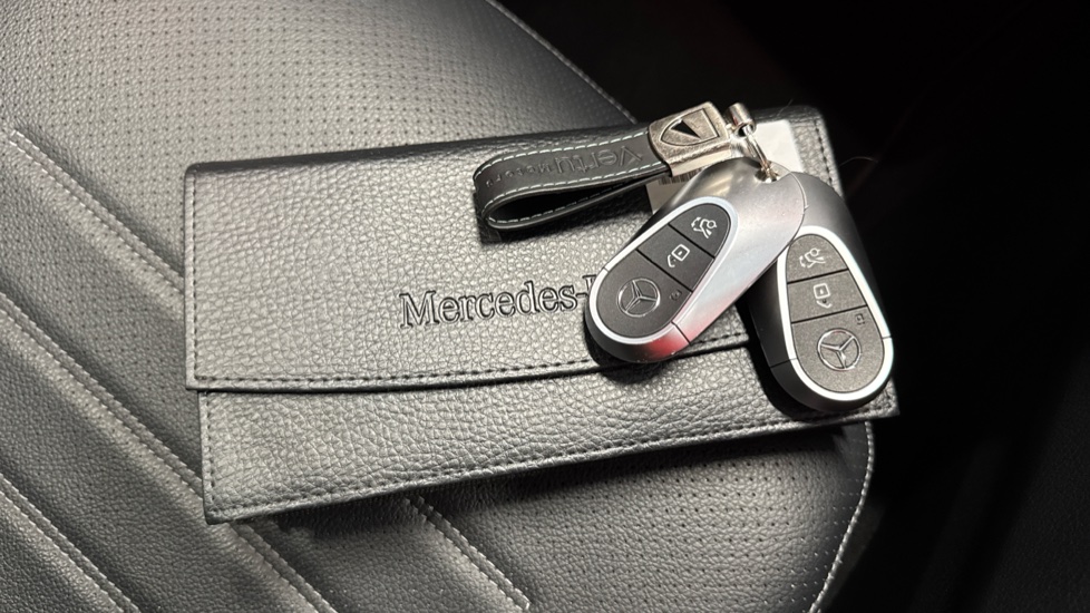 Mercedes-Benz GLC 220d 4Matic AMG Line Premium 5dr 9G-Tronic Diesel Estate - Image 19