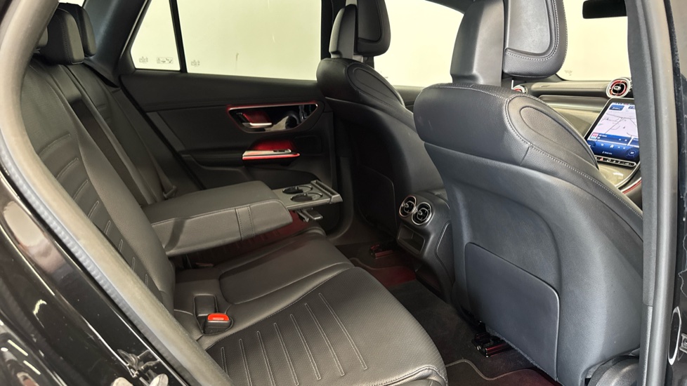 Mercedes-Benz GLC 220d 4Matic AMG Line Premium 5dr 9G-Tronic Diesel Estate - Image 22