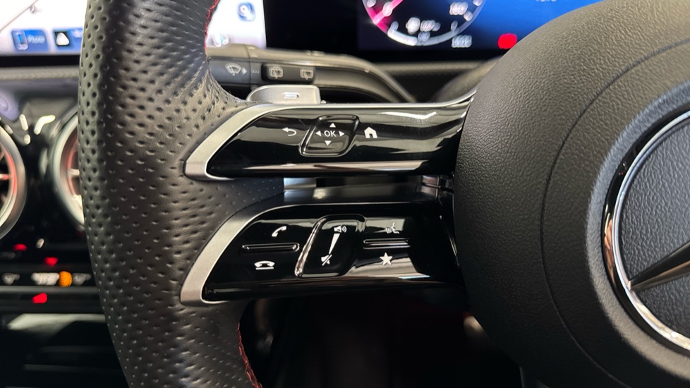 Mercedes-Benz A-Class A180 AMG Line Executive 5dr Auto Petrol Hatchback - Image 28