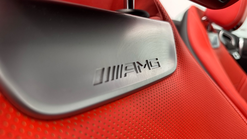 Mercedes-AMG SL 63 4Matic+ Premium Plus 2dr Auto Petrol Convertible - Image 21