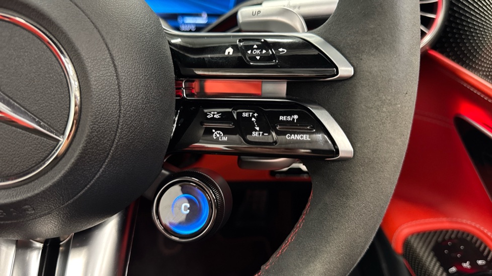Mercedes-AMG SL 63 4Matic+ Premium Plus 2dr Auto Petrol Convertible - Image 27