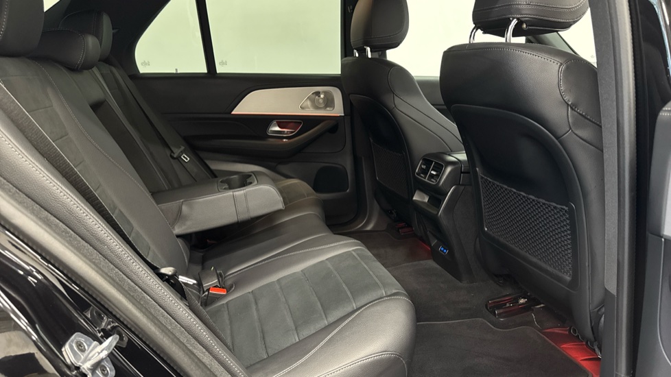 Mercedes-Benz GLE 450 4Matic Urban Edition 5dr 9G-Tronic Petrol Estate - Image 23