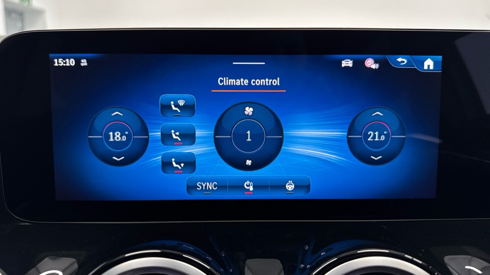Mercedes-AMG GLA 35 4Matic Premium 5dr Auto Petrol Hatchback - Image 40
